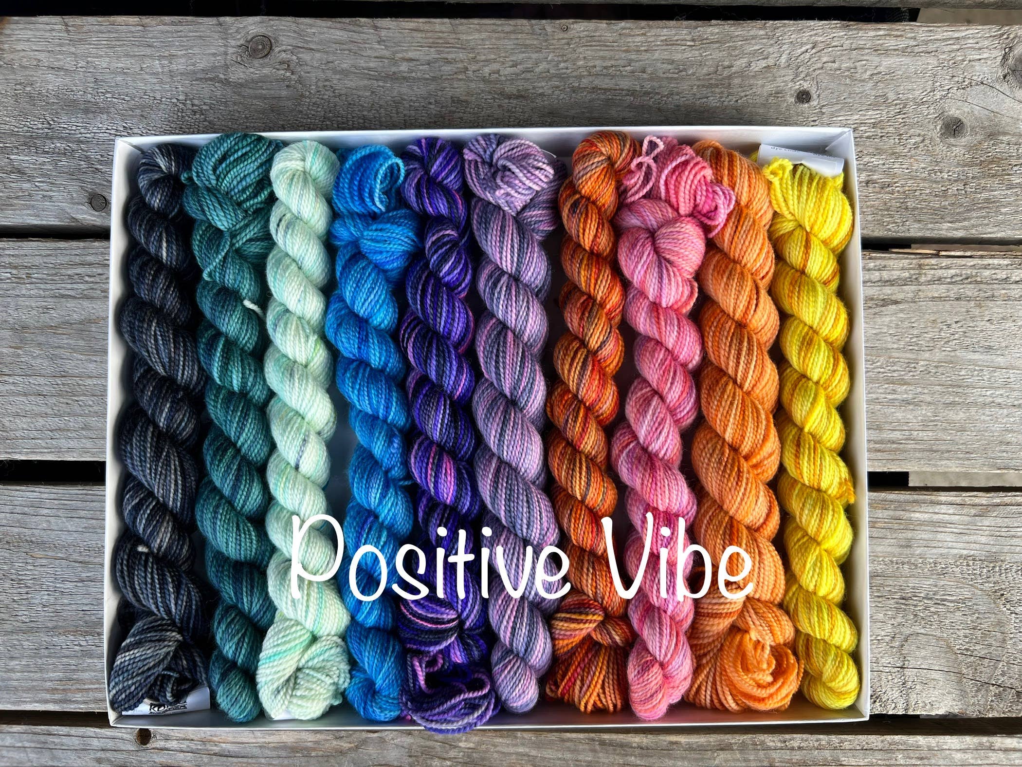 Koigu Wool Designs - Vente Fils à tricoter - Coffret de laine Koigu Pencil Box groupe 158