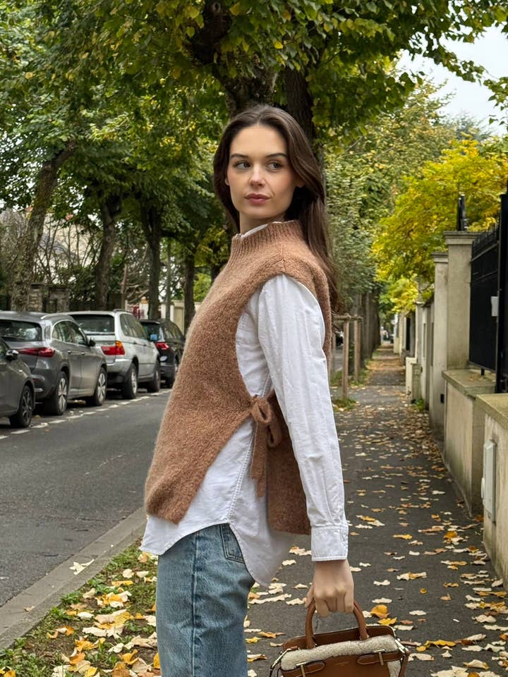 NOELINE - Wholesale Knit Sweater - Women's - Sleeveless sweater in baby alpaca and wool 34511