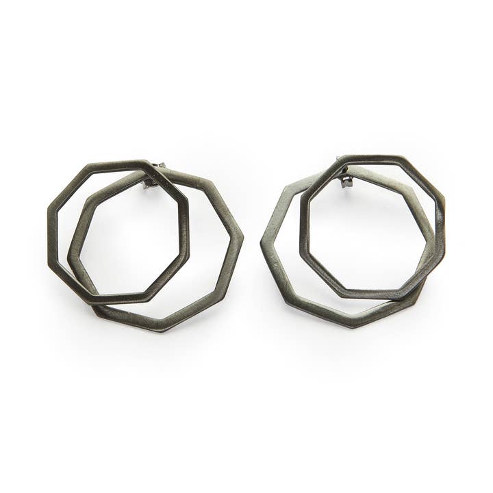 Orecchini Polygon Earjacket per la vendita all'ingrosso da parte di Lilian Syrigou