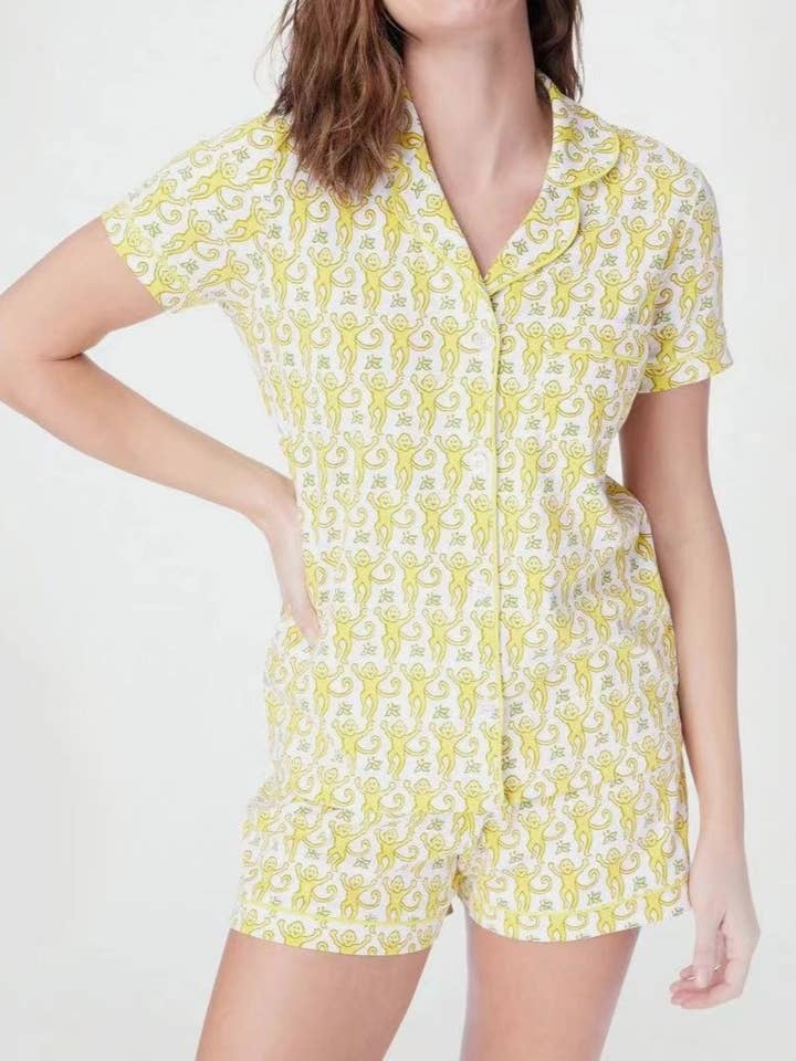 Rosa Clothing - Wholesale Lounge Set - Women's - Comfy Tiger Print Short Sleeve Pajama Set2