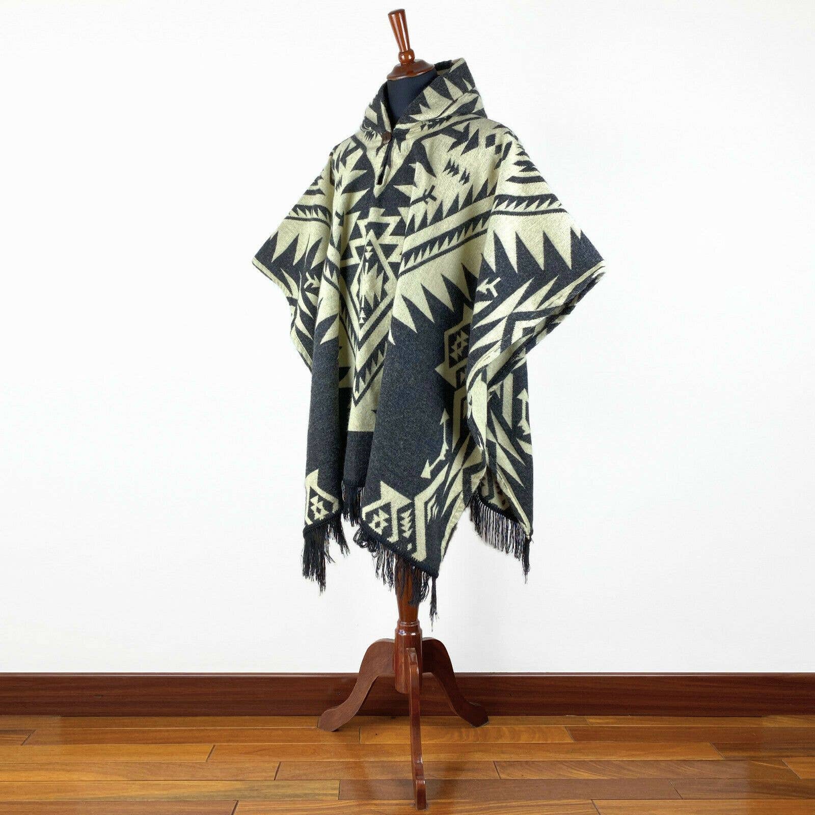 ECUALAMA – wholesale Poncho – Unisex – Baby Alpaca wool Unisex Hooded Poncho Pullover XXL -Aztec2