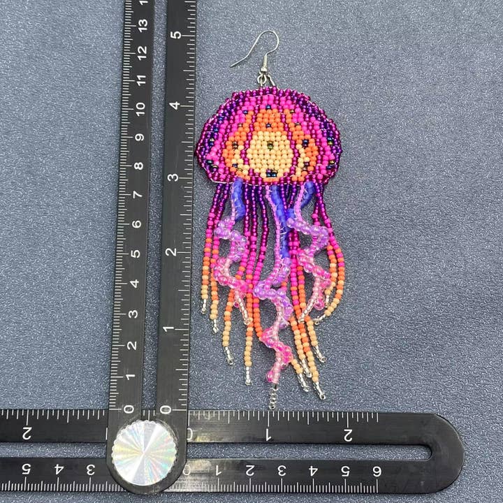 Mio Queena - Vendita all'ingrosso Orecchini pendenti - Orecchini pendenti con frange di perline colorate a forma di medusa - SB