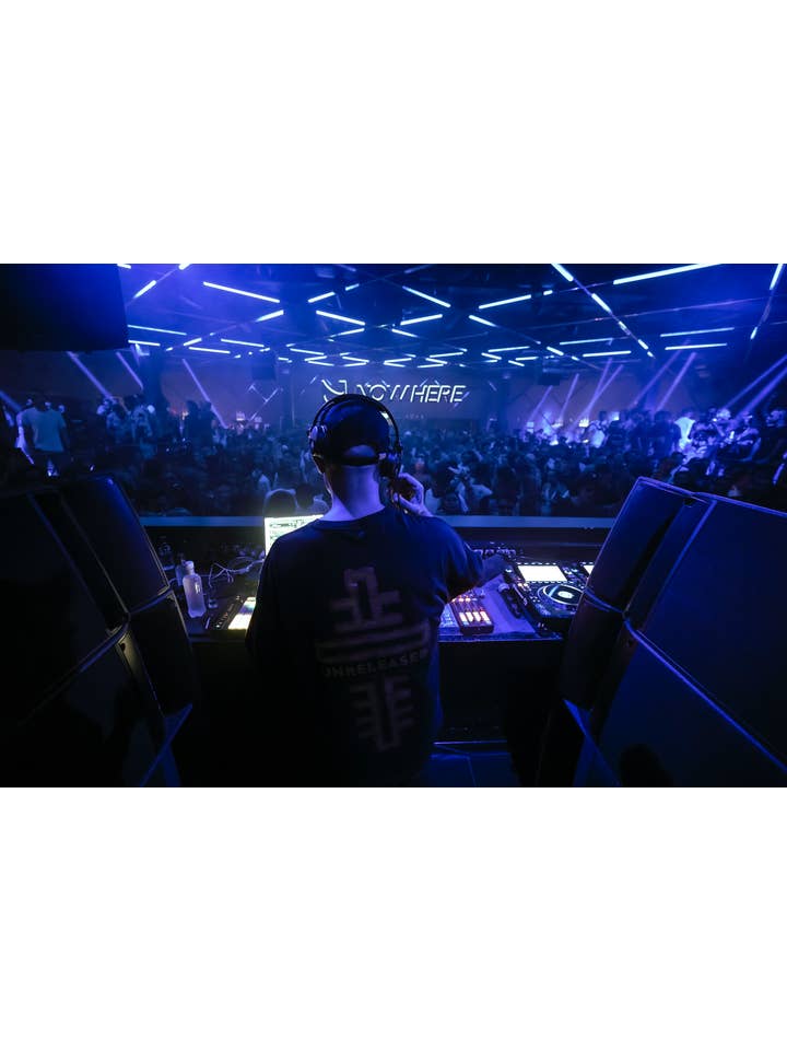 UNRELEASED - Wholesale T-Shirt (Graphic) - Men's - T-Shirt UNRELEASED S23 "002" BLACK6