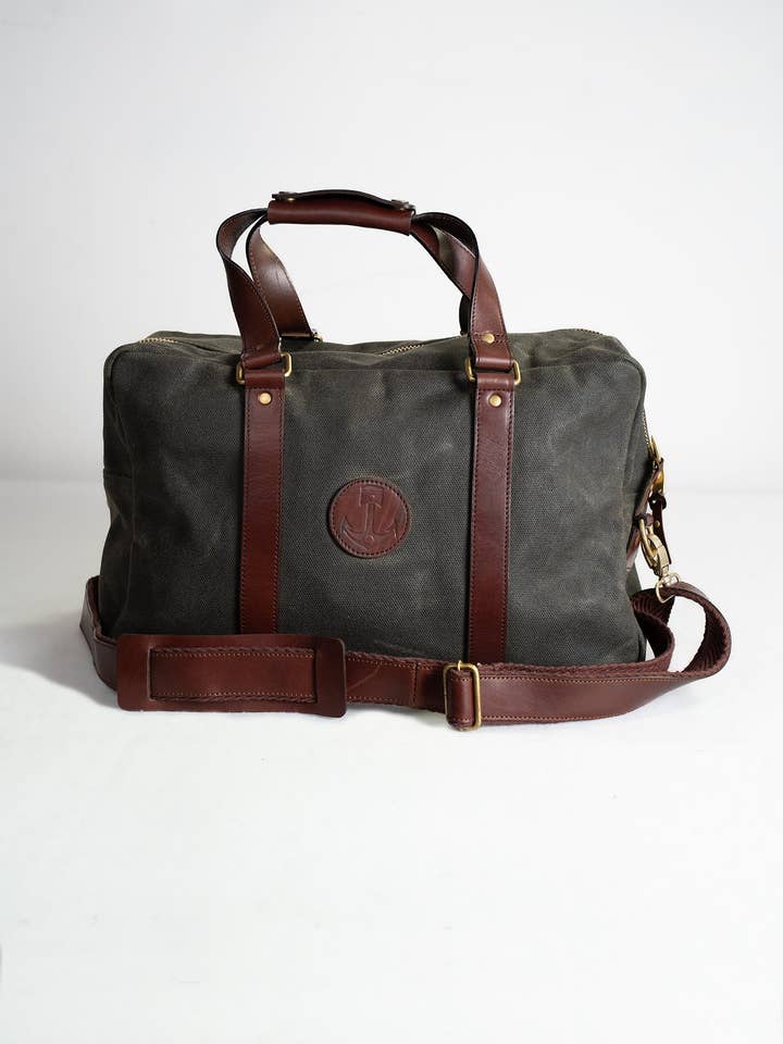 Sac de week-end en toile cirée pour la vente par Iron & Resin