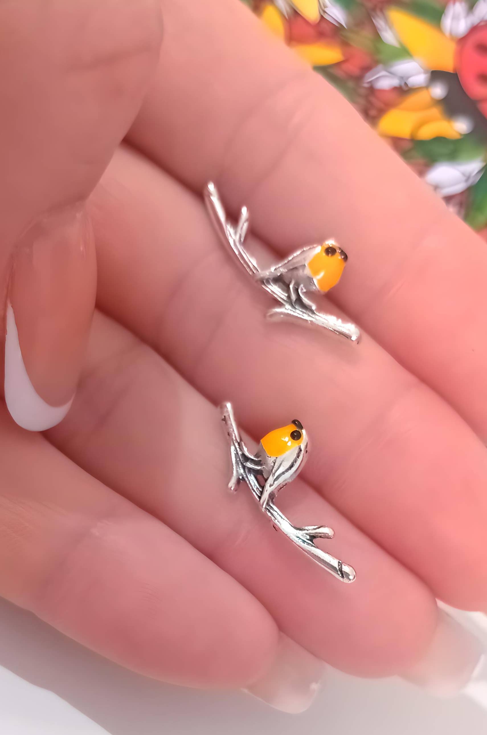 Wild & Free - Wholesale Stud/Post Earrings - Pendientes "pájaro en la rama", pendientes de pájaro7