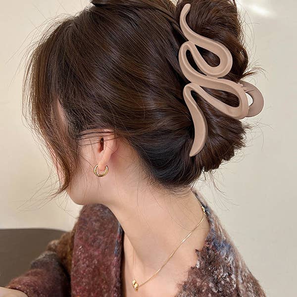 VividLux – Großhandel Haarclip – Damen – Geometrische Krallen-Haarspange1