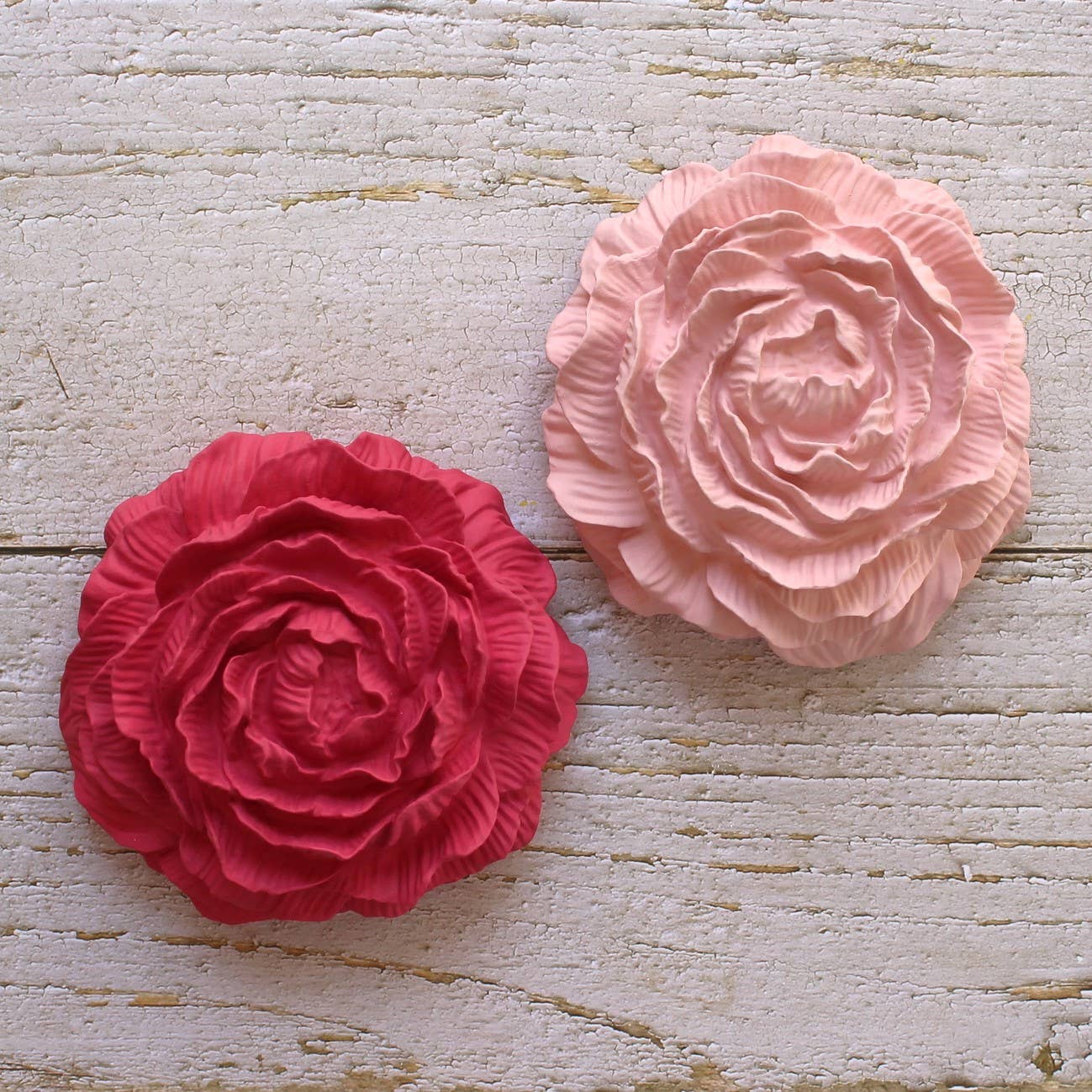 44 - Quarenta44Quatro - Wholesale Wall Accent - Peónia Gigante de Gesso0
