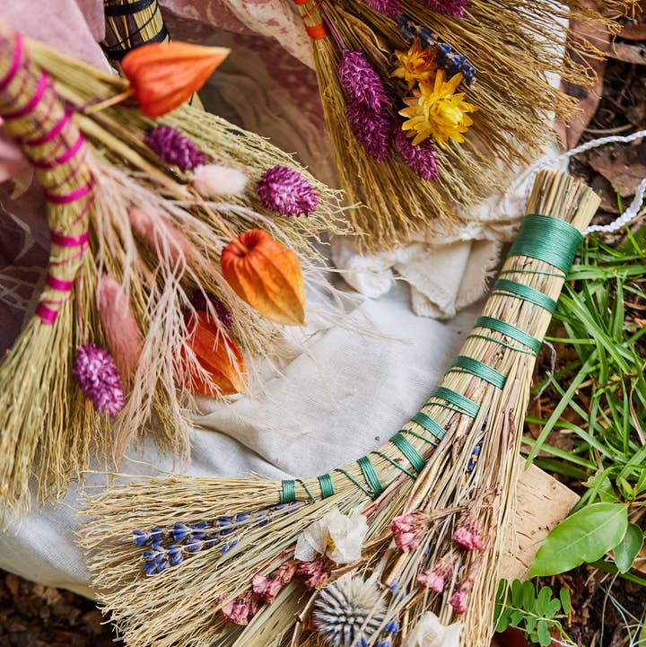 Venus Moon - Wholesale Sculpture - Adorned Floral Whisk Brooms (Assorted Colors)0