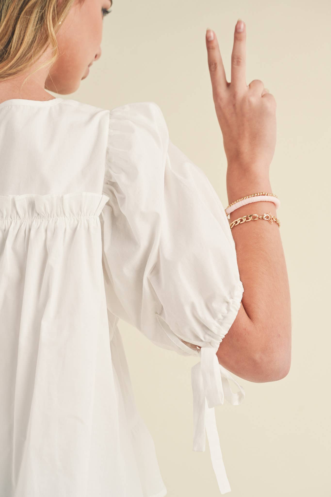 &MERCI - Wholesale Blouse - Women's - TIERED SHIRRING PUFF SLEEVE TOP MTP308153