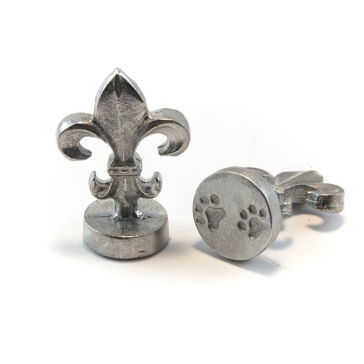 3/4" Round Classic Seals - Paws for wholesale by Global Solutions, Inc