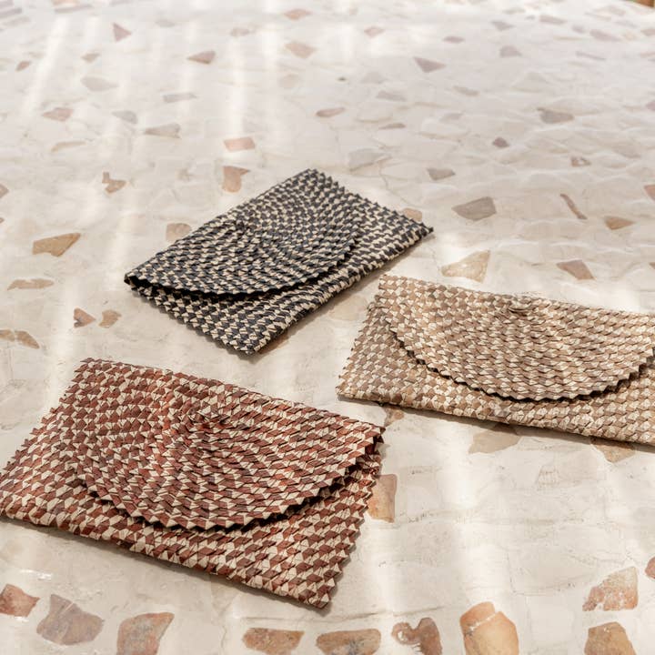 Village Thrive - Wholesale Clutch Bag - Women's - Rattan Clutch in Ombre2