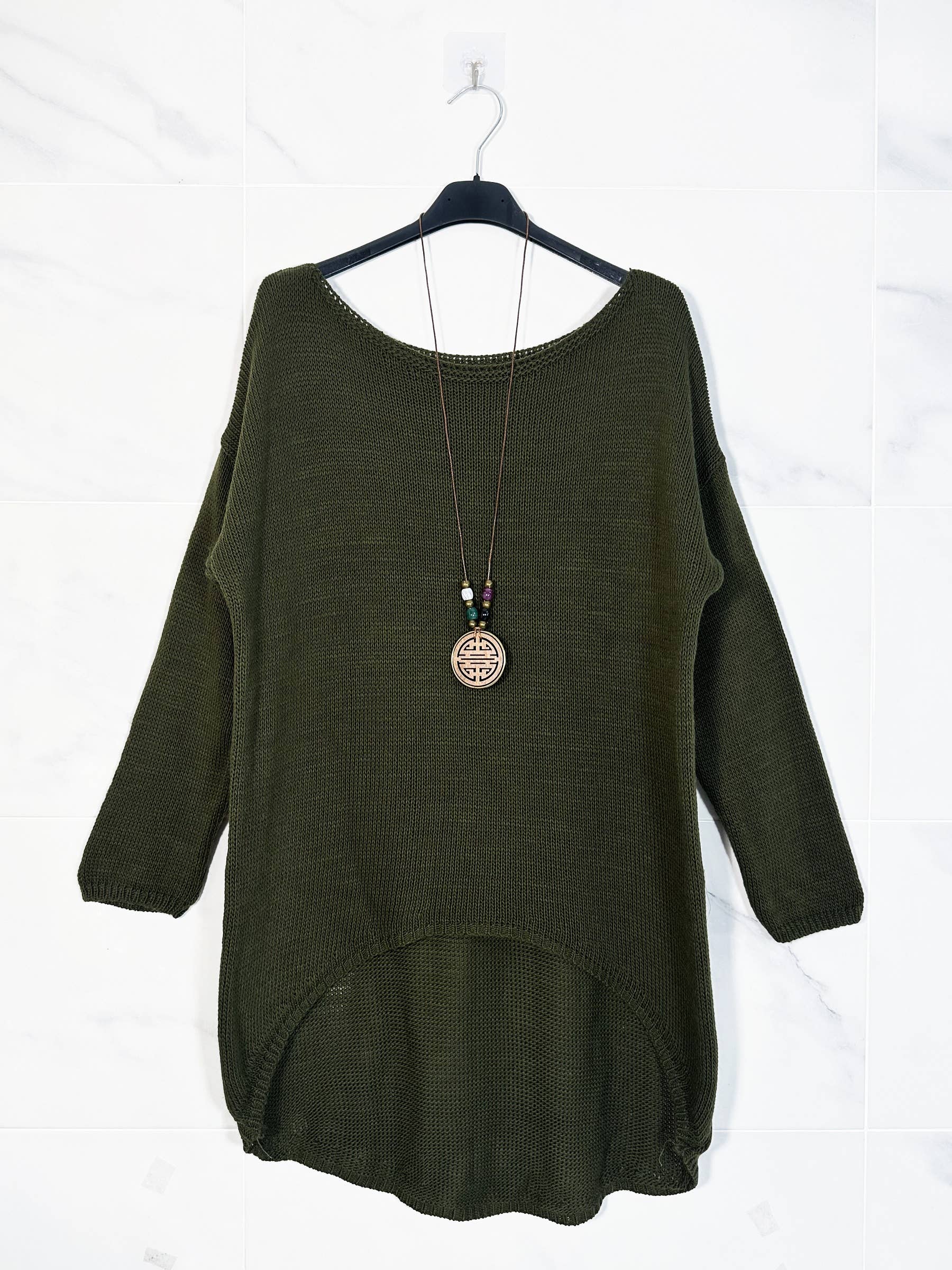 ZAFA PARIS - Wholesale Knit Sweater - Women's - 71FZ0H056-Knit sweater with boat neckline and necklace.1