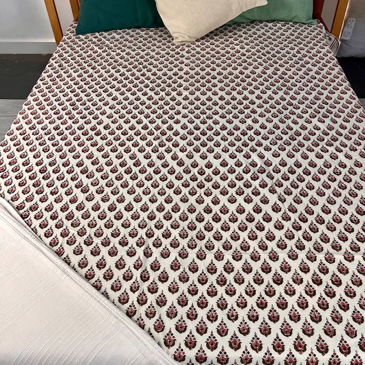 Colcha 90x108 estampada Kiran para venta al por mayor de natural habitat