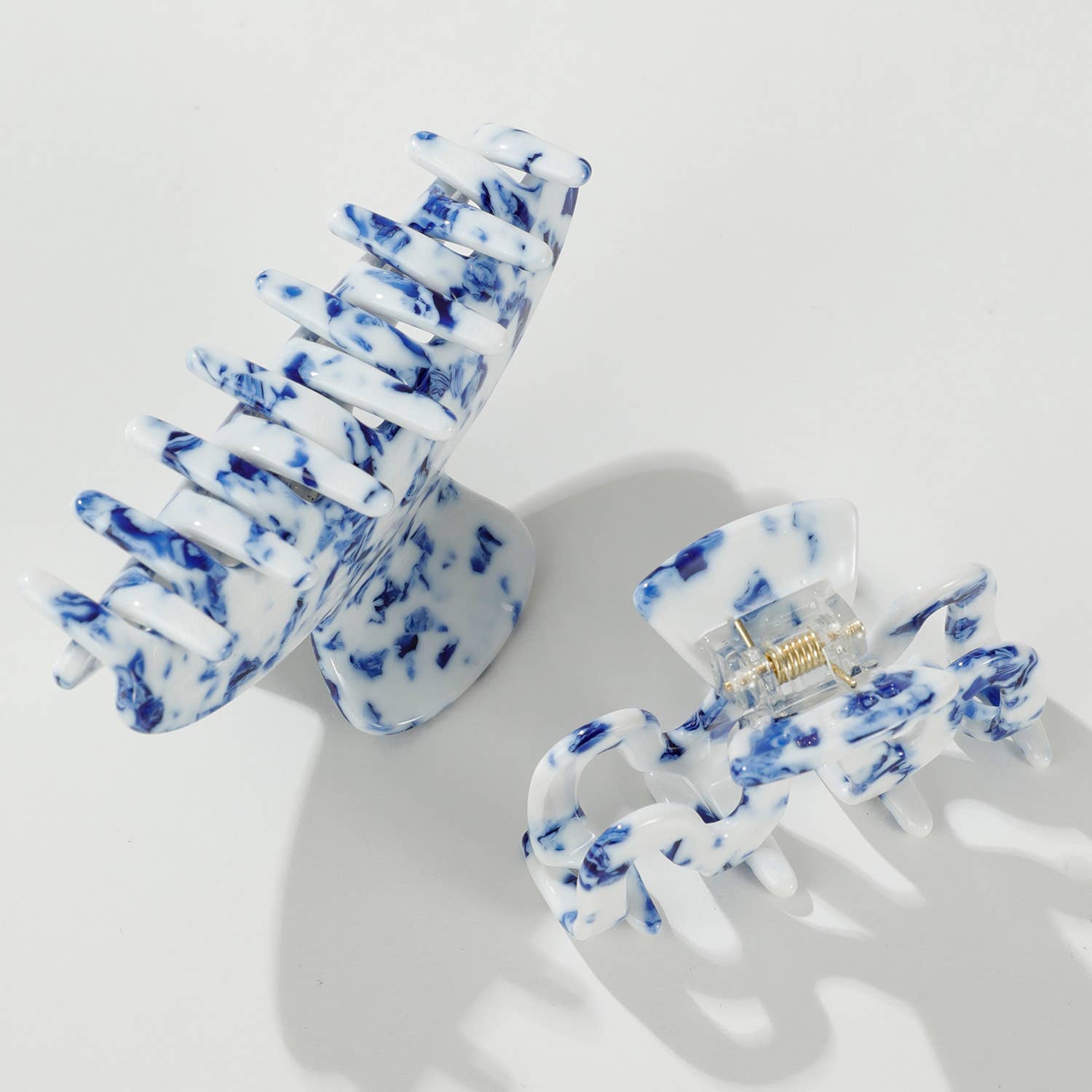 Coastal Blue S/M | Assorted Small/Medium Claw Clips for wholesale on Faire2