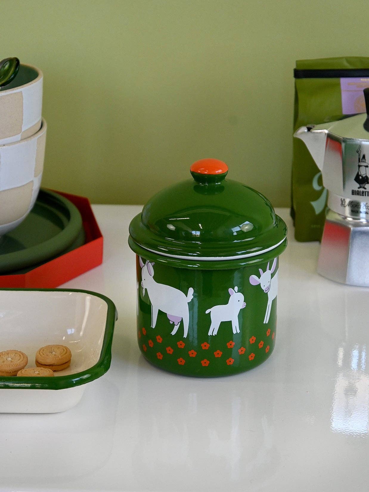 Natali Koromoto - Wholesale Food Storage Container - "GOAT" Enamel container9