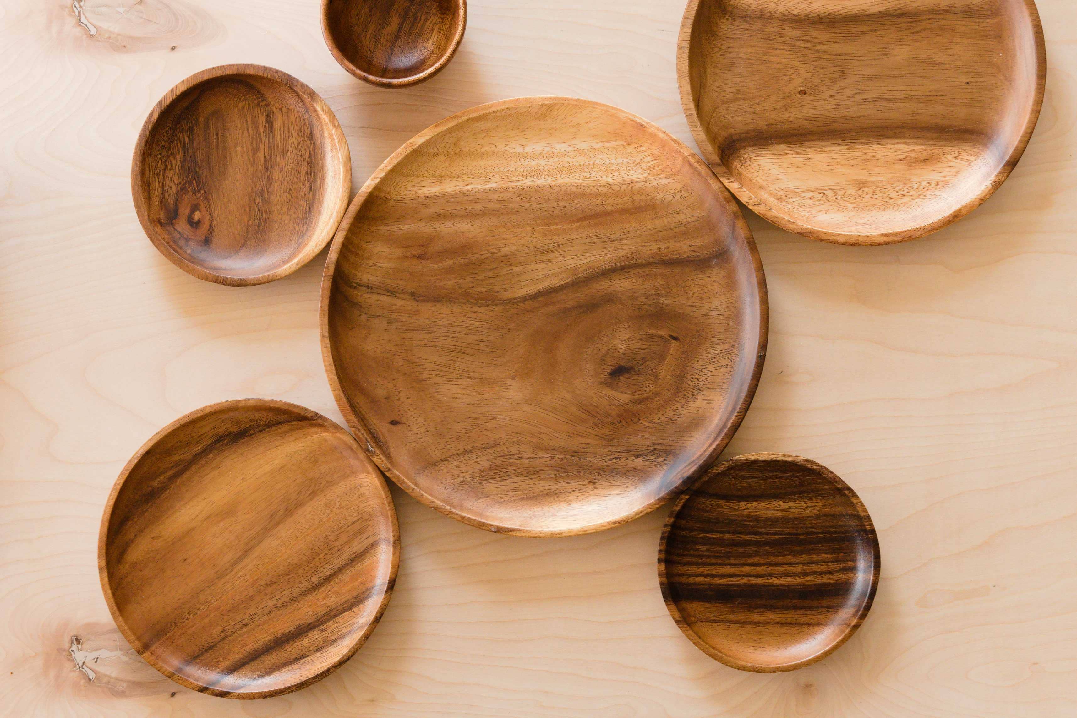 LIKHÂ - Wholesale Dinnerware Set - Acacia Round 6" Wood Plate - Snack Plate | LIKHA4