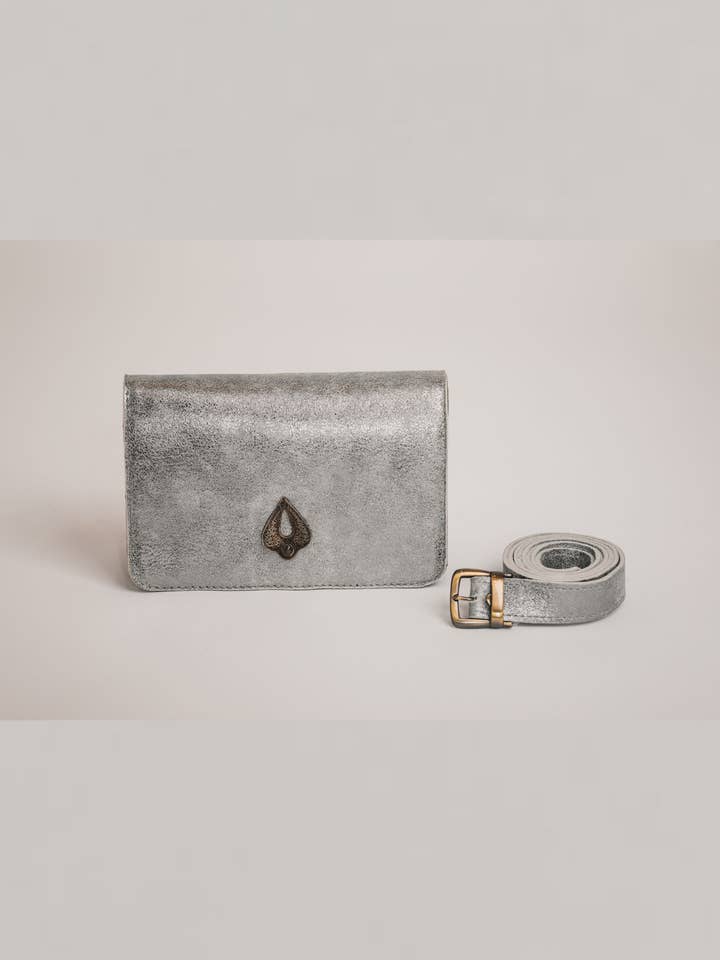 Silver Leather3-In-1 Beltbag for wholesale by Bynes New York