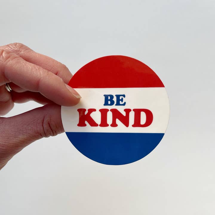 Autocollant résistant à l'eau Be Kind pour bouteille d'eau, Hydro Fl pour la vente par Saguaro Creative Co.