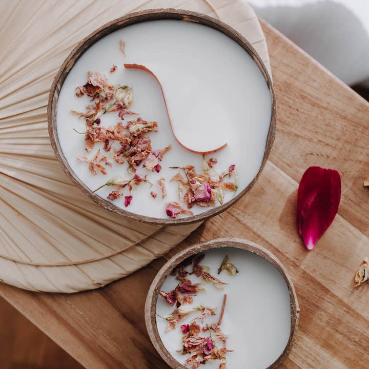 Lumininie - Wholesale Jar/Filled Candle - Hibiscus candle