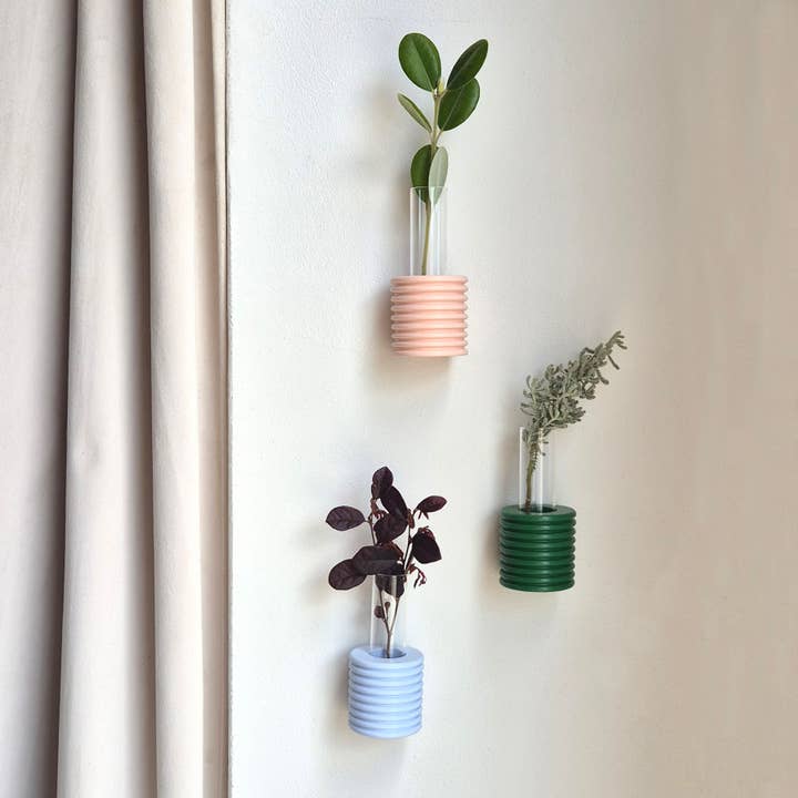 5mm Paper - Wholesale Vase - Ribble Wall Vase - Green