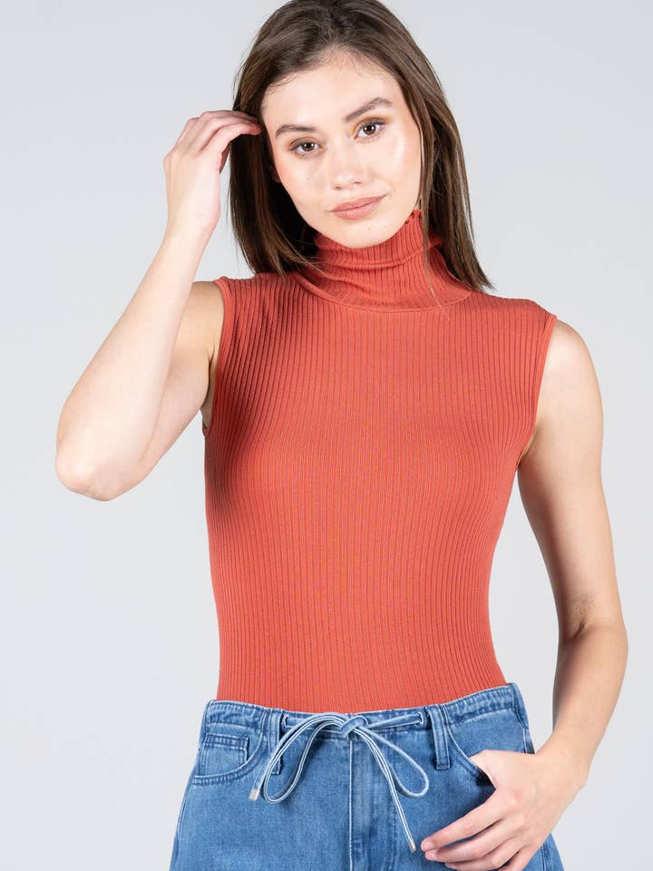 Nahtlose Rippe S/Less TN Top- CERT1009 für den Großhandel von C'est Moi Clothing Co