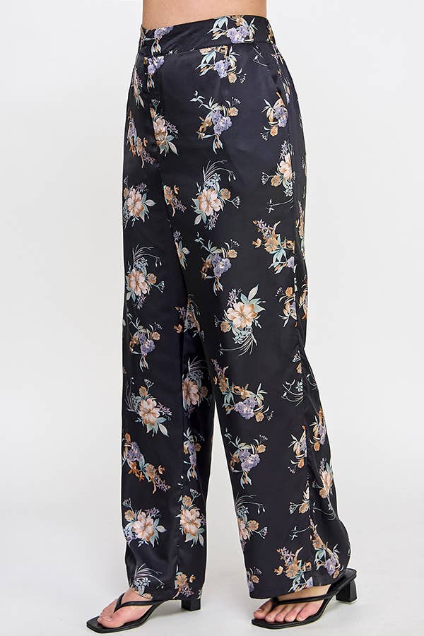 Haute Fox Plus Size & Contemporary - Wholesale Broek - Dames - Plus Size Satijnen Bloemenbroek SS2391P-P4