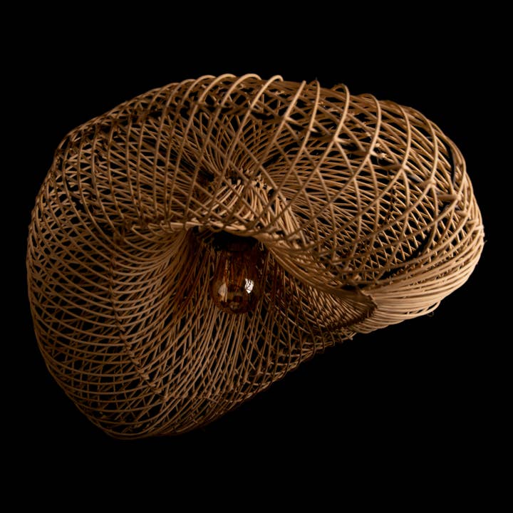 Sospensione Vague Aérienne in rattan – H 55 cm L 70 cm per la vendita all'ingrosso da parte di Maison Annabi