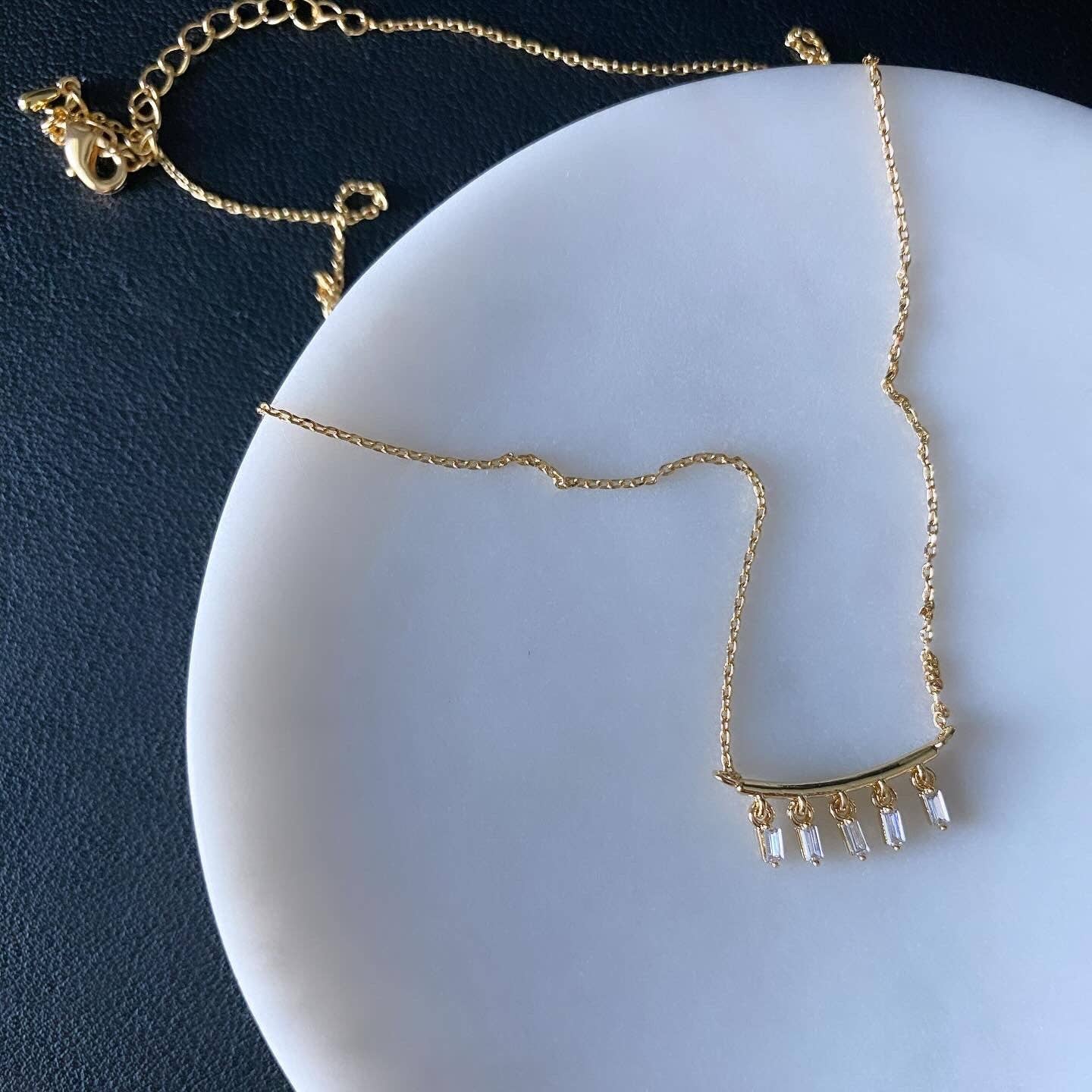 musthavemustget - Wholesale Pendant/Charm Necklace - Baguette Confetti Necklace1