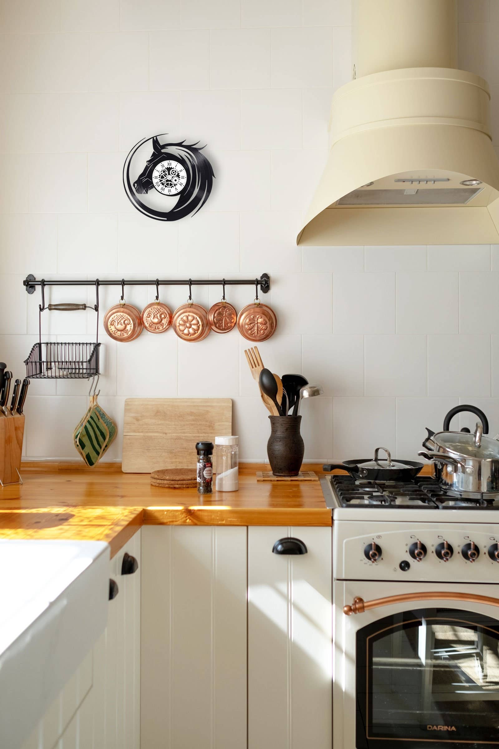 L'atelier d'Ombeline - Wholesale Wall Clock - Horse themed 33 rpm vinyl record clock4