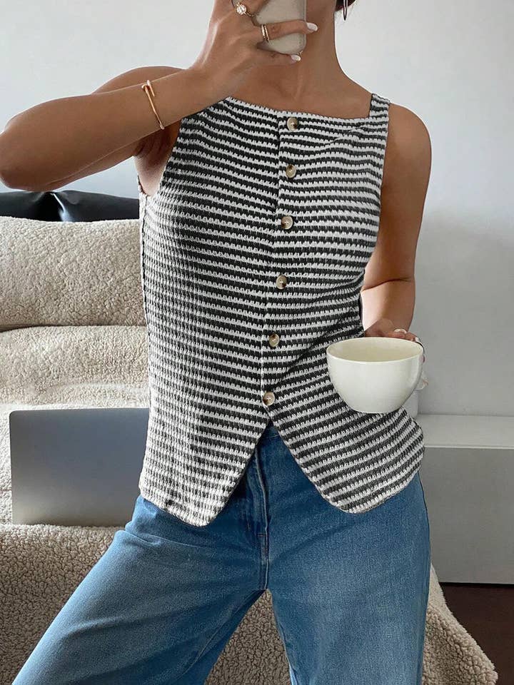 Wholesalesir - Wholesale Outerwear Vest - Women's - Casual Button Up Sleeveless Vest Top1