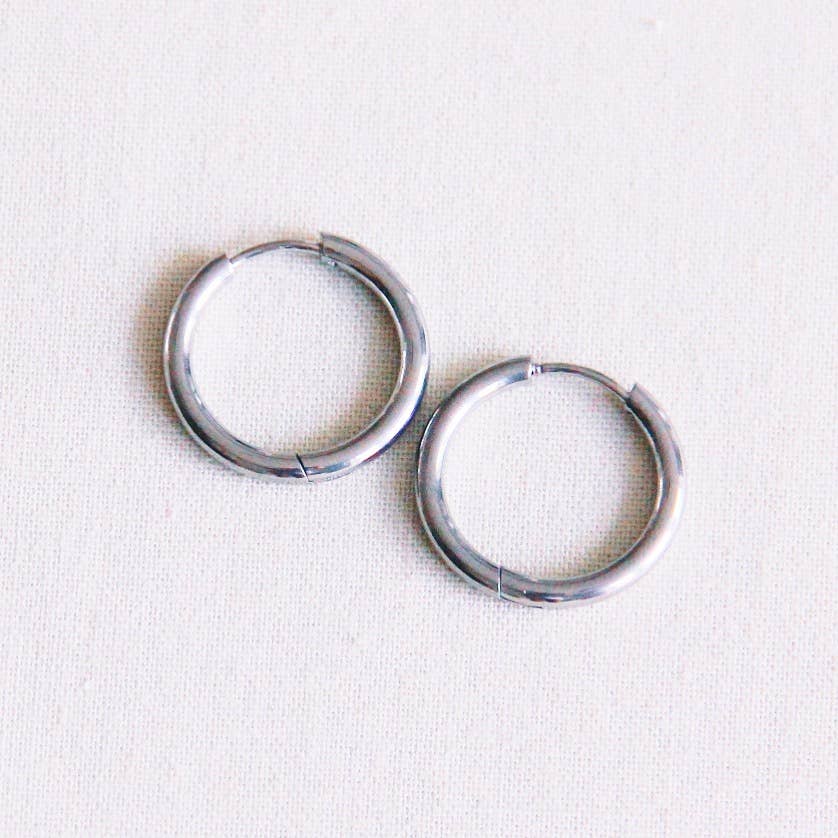 Bazou - Wholesale Hoop Earrings - Stainless Steel Creole 20mm “Basic” - Silver1