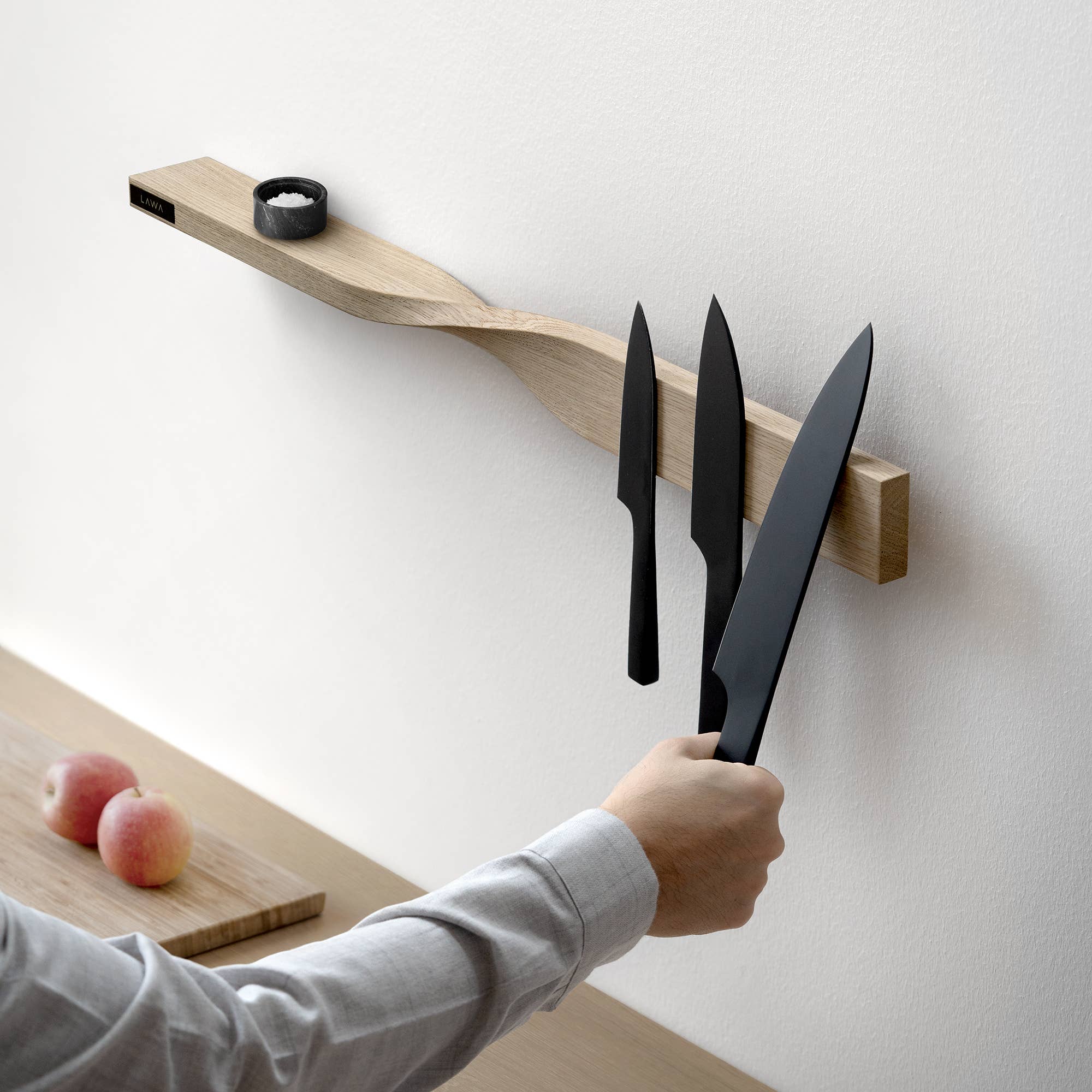 Lawa Design - Wholesale Knife Storage - Twist Shelf - wooden magnetic knive board1