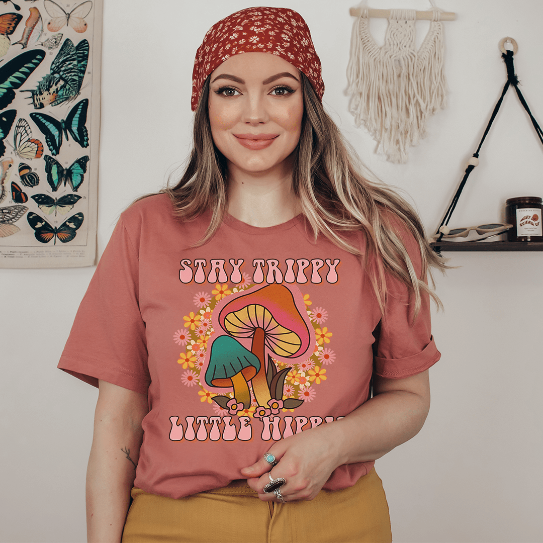 PIGMENTIFY – wholesale T-shirt (graphic) – women's – Stay Trippy Little Hippie Mushrooms Tee0