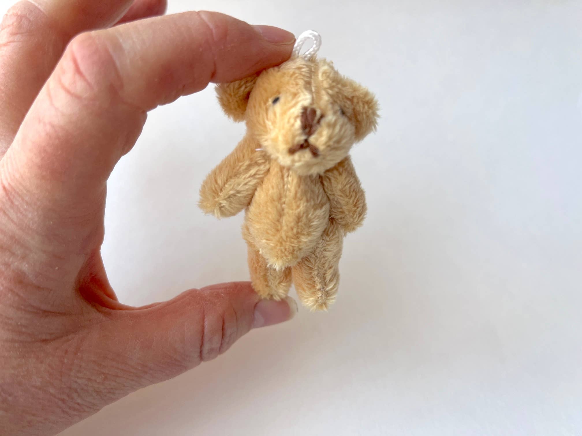 The Gifted Rat – wholesale Fyllda/plyschleksaker - Barn och baby – Mini mjukisnallebjörn (tan)6