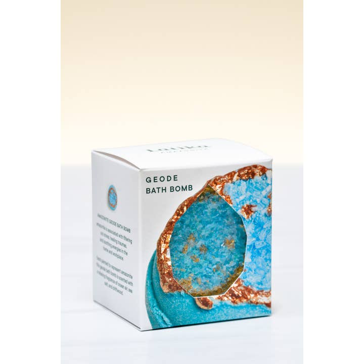 Latika Beauty - Wholesale Bath Bomb/Fizz - Crystal bath bomb 🌸 Wellness gift - Geode - Amazonite 💎