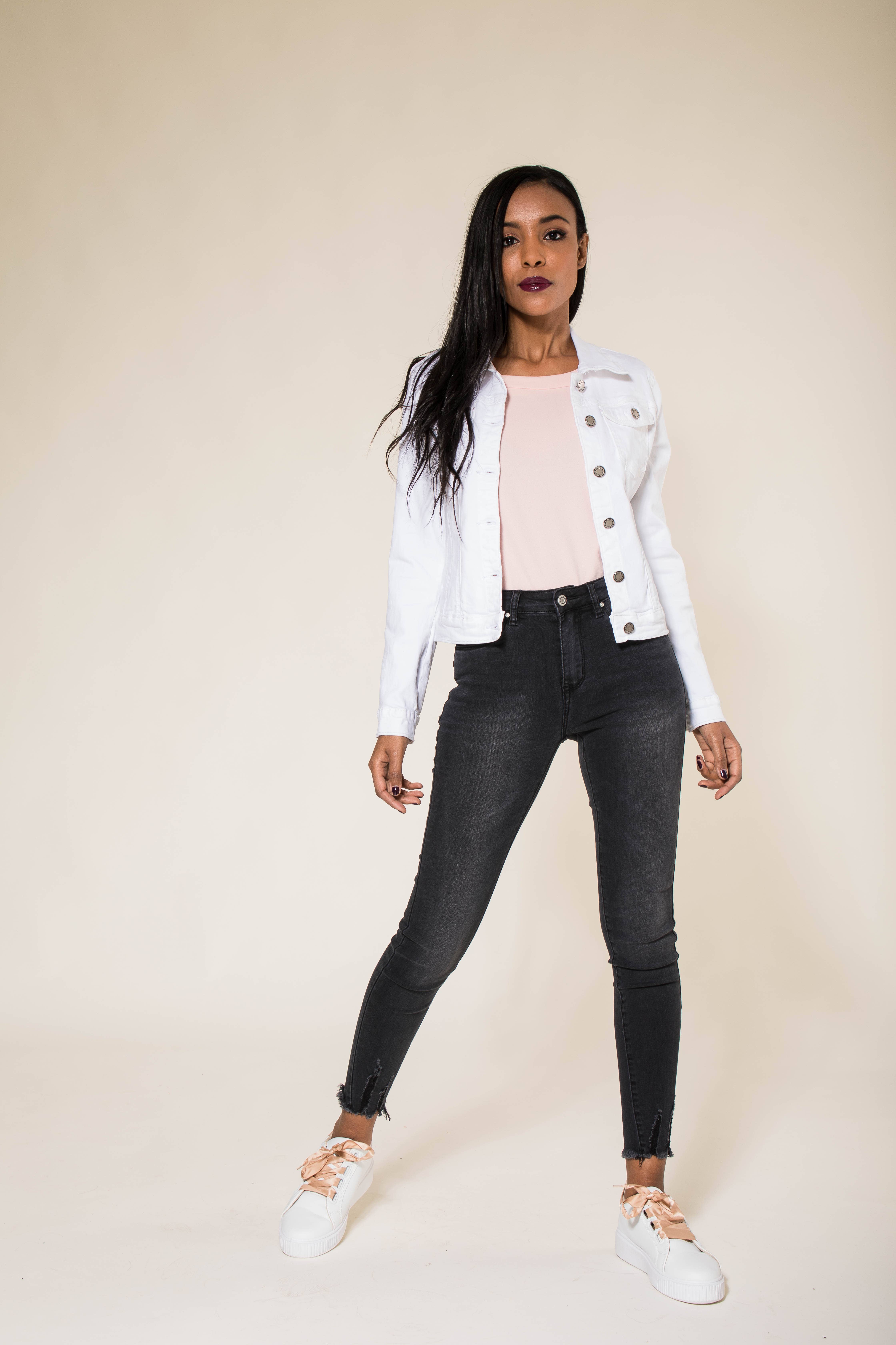 Nina Carter - Wholesale Jas - Dames - Stretch nauwsluitend jack kleur J212A10