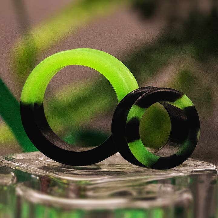 Marmer Neon Groen & Zwart Siliconen Oor Tunnel voor wholesale door Custom Plugs