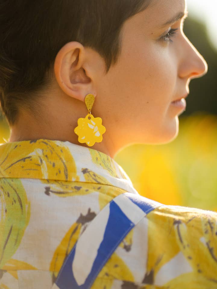 Elsa Earrings – Colorful Jewelry in Jesmonite for wholesale by Hey Denise