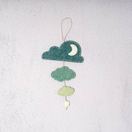 Wanddeko Cloudy Night, fertig, grün für den Großhandel von Bark Beetle Niceties