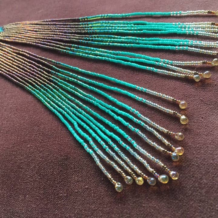 Épaule en perles de verre doré MauiSwan Enchanting Delicate pour la vente par Maui Swan Designs