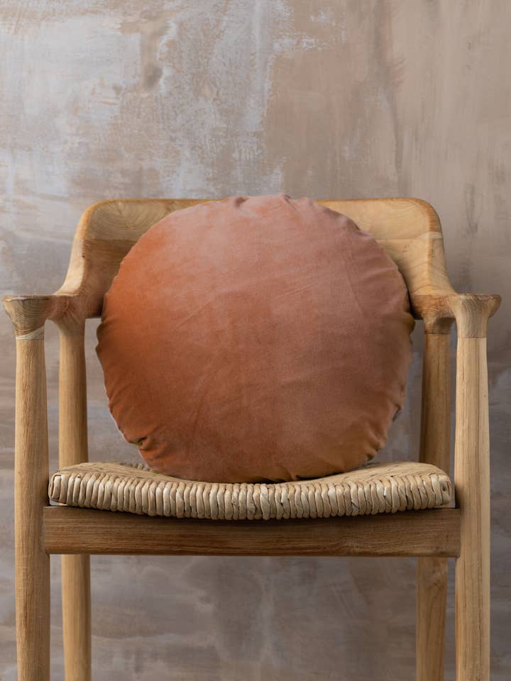 Rond kussen van linnen/fluweel | Terracotta voor wholesale door Saardé
