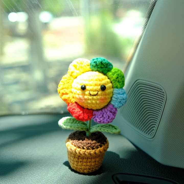 Anh2 LTD - Wholesale Car Decorative Charm - Unisex - Crochet Mini Smiley Sunflower Doll Potted Plant Car Ornament