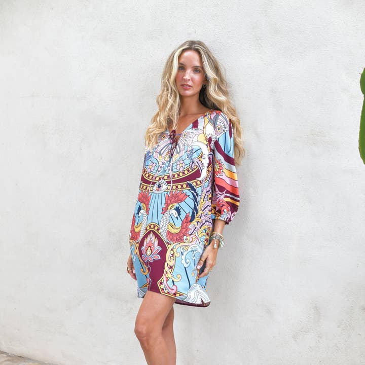 ROBE COURTE IMPRIMÉE LAC WILD HEARTS pour la vente par Jaase