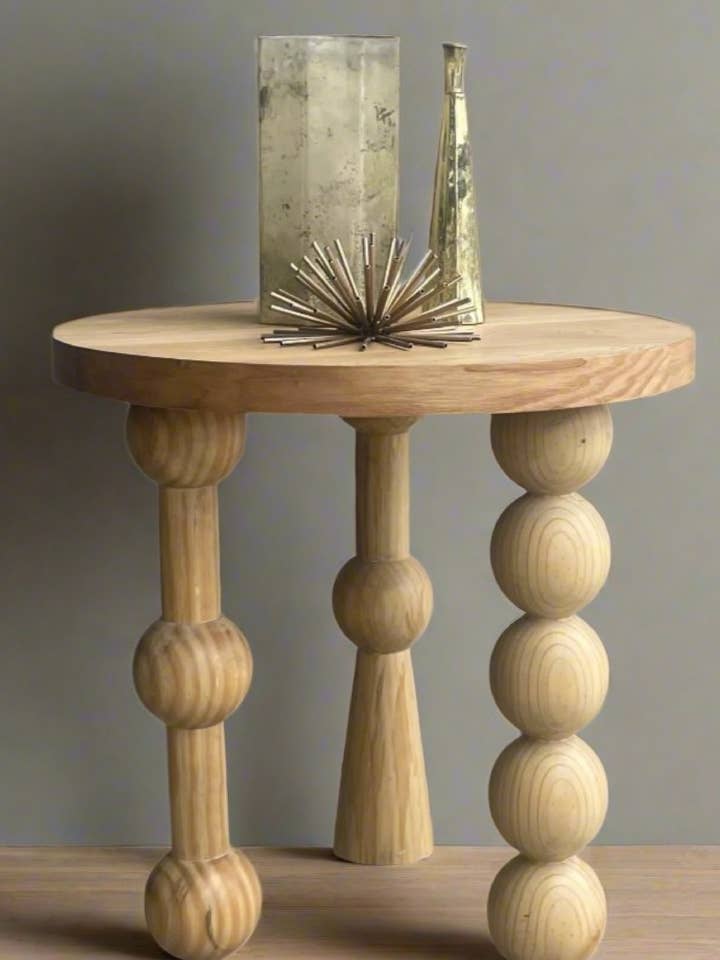 Table d'appoint Zenda en bois avec accent, 30" de haut, en chêne clair pour la vente par Statements by J