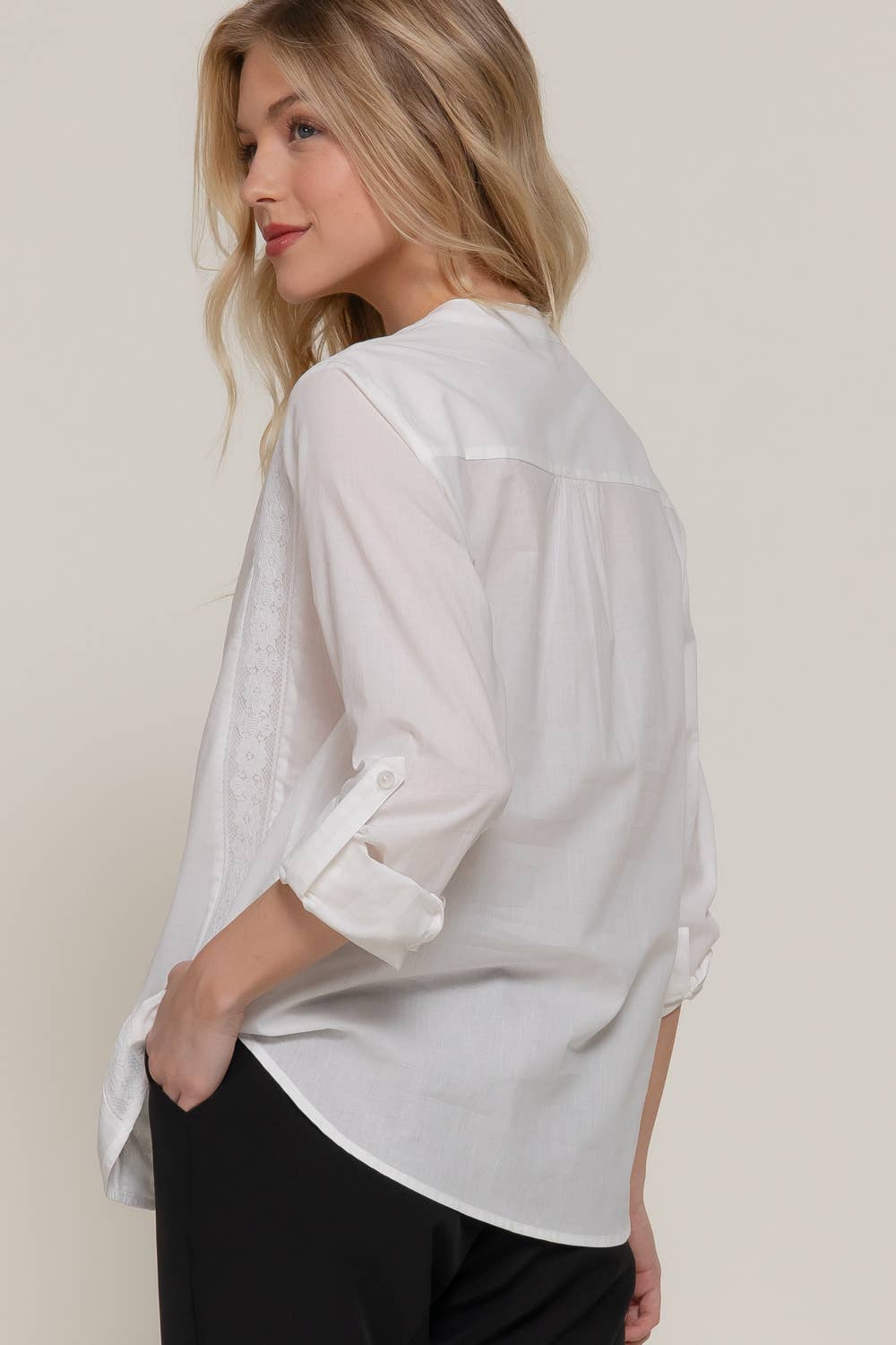 Active Basic | Active USA - Venta al por mayor Blusa - Mujer - Blusa tejida con panel de encaje y manga larga7