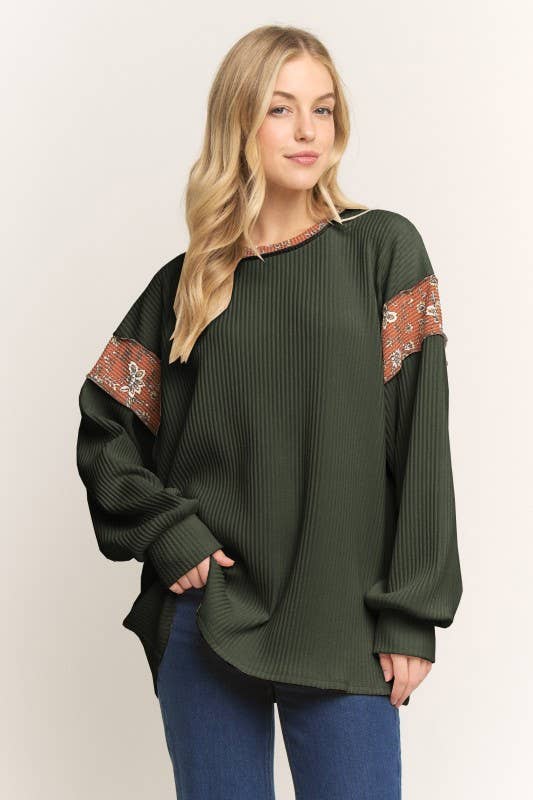 HEIMISH - Venta al por mayor Túnica - Mujer - ET8023-11 TOP DE MANGA LARGA CON CONTRASTE SÓLIDO Y FLORAL2