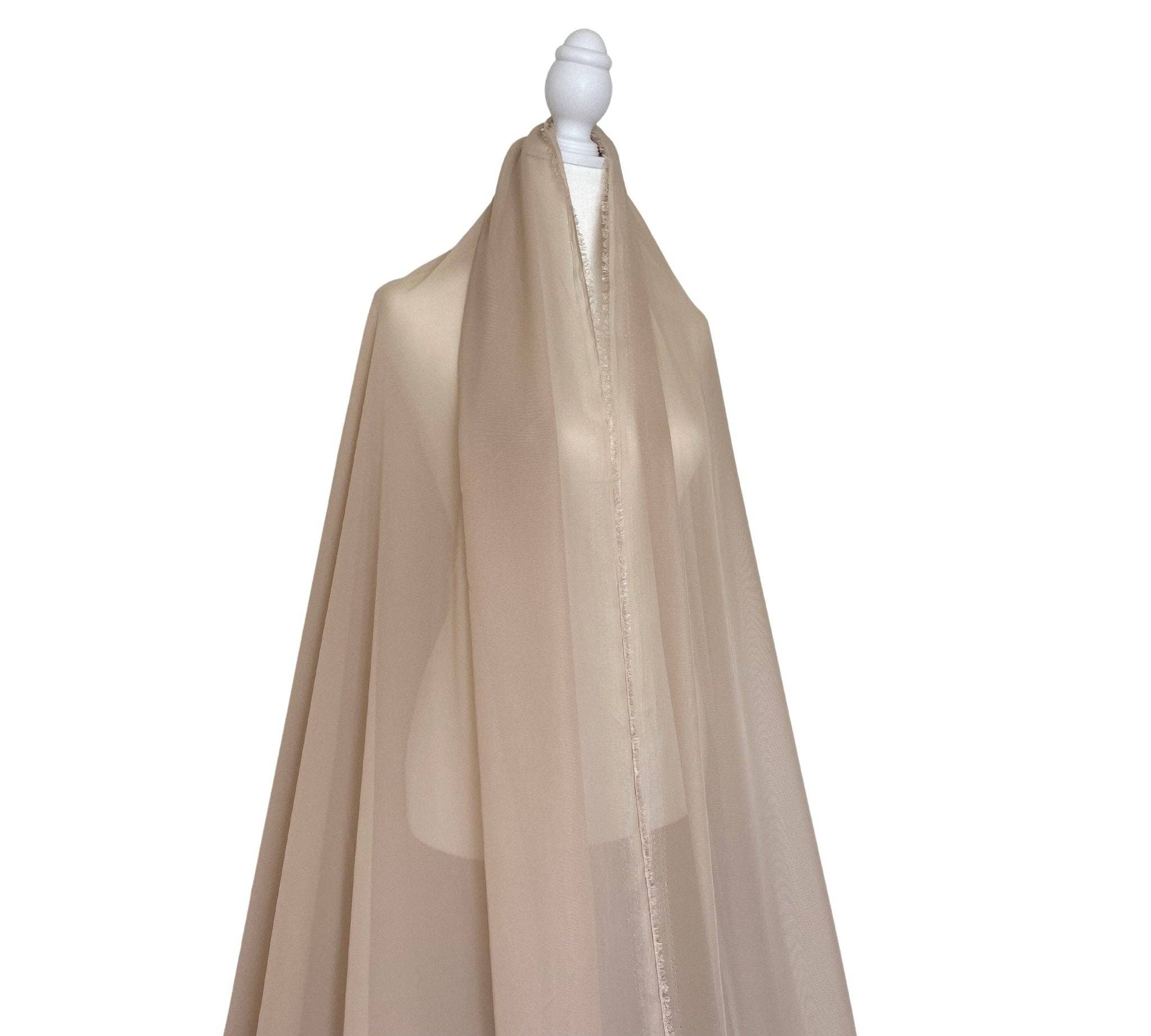 GalaTextile - Vendita all'ingrosso Tessuto - Tessuto in chiffon color tortora, tessuto velato in chiffon leggero, crema, materiale neutro per tende da sposa, tessuto per drappeggi ad arco3