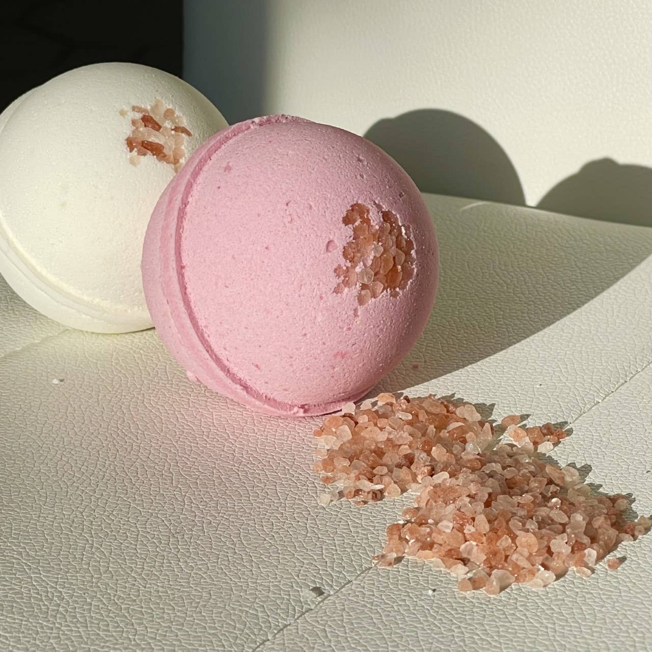 Pure Drop – wholesale Bath bomb/fizz – Cherry Blossom and Himalayan Salt Large Bath Bomb - 8oz2
