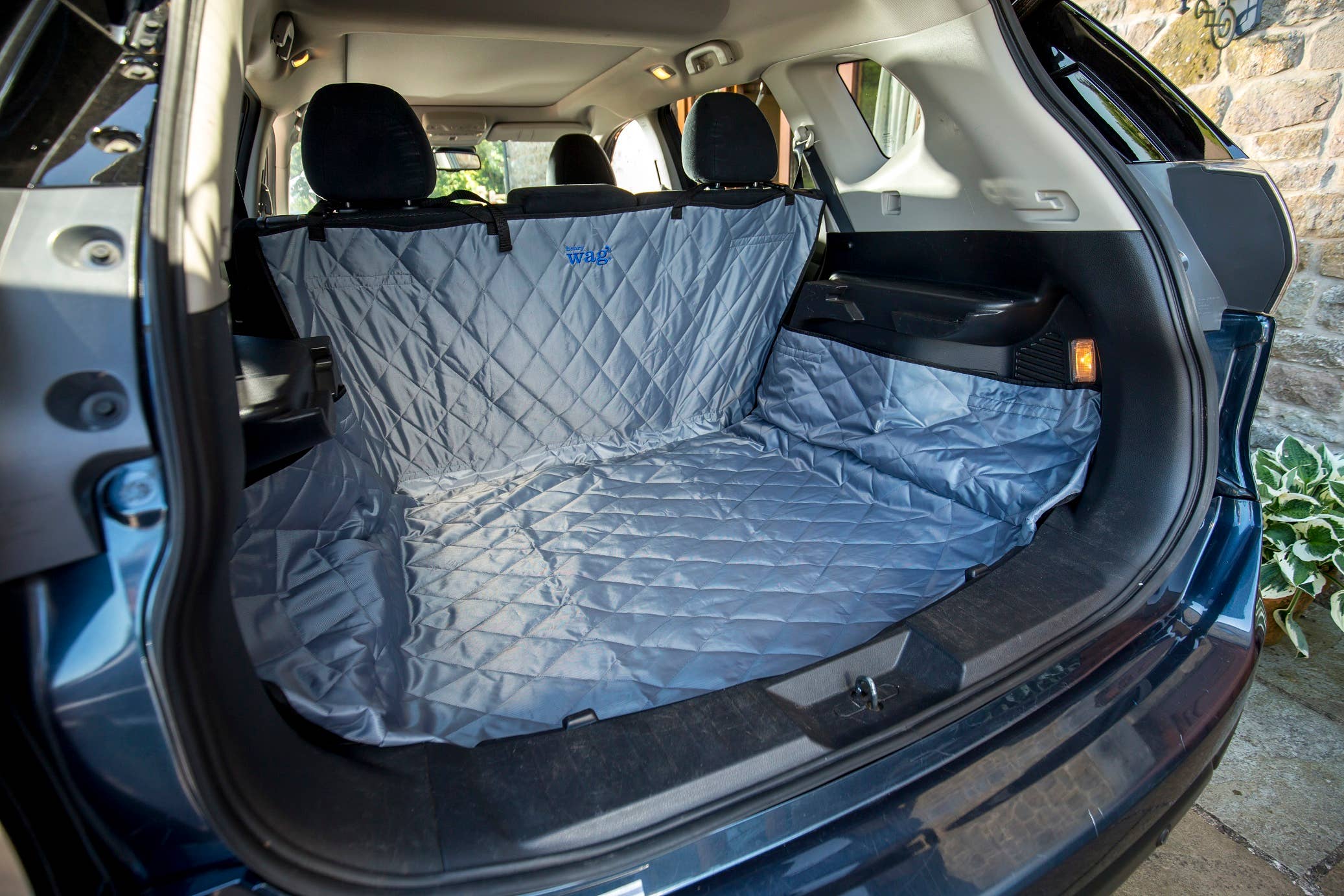 Henry Wag - Wholesale Reismanden en benches voor huisdieren - Hond - Henry Wag beschermhoes voor kofferbak en bumper voor honden1