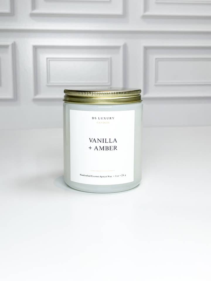 Vanilje + Rav - 8 oz Mælkeagtig Krukke Lys, for engroshandel hos DS Luxury Candles